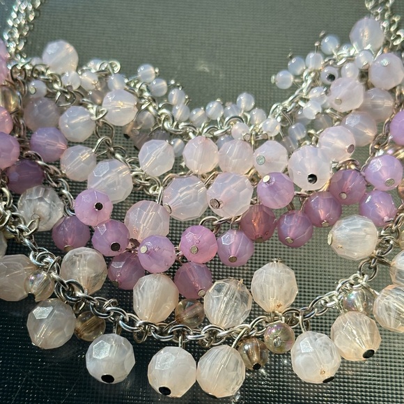 Very pretty Beaded Necklace - Picture 4 of 4